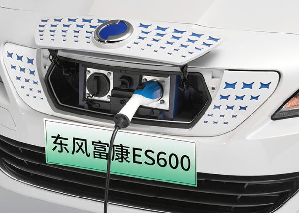 東風(fēng)富康ES600圖片與報(bào)價(jià) 15.38萬純電汽車基于標(biāo)致408底盤打造