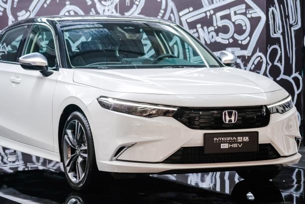 型格HATCHBACK圖片與報(bào)價(jià) 13.99萬起售Honda CONNECT 3.0系統(tǒng)